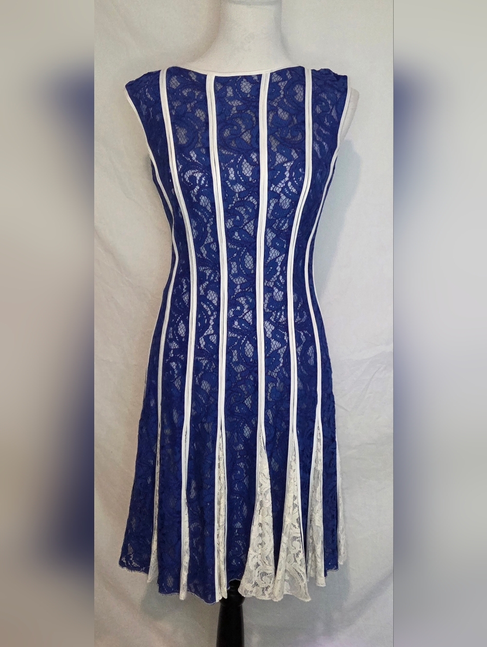 *NWT* Tadashi Shoji Royal Blue Lace Midi Dress with White Panels